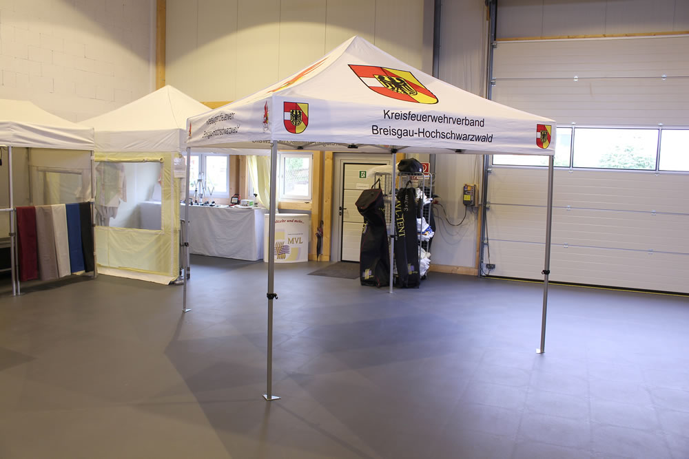 Feuerwehr Breisgau – Faltzelt Variante 2